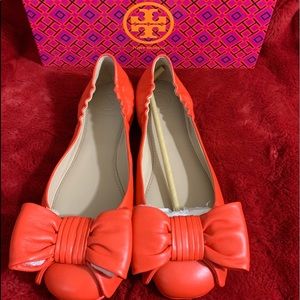 Brand new Authentic Tory Burch flats